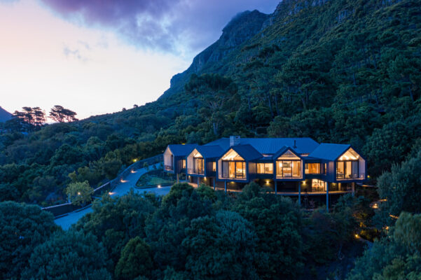 Newmark Hotels & Reserves
